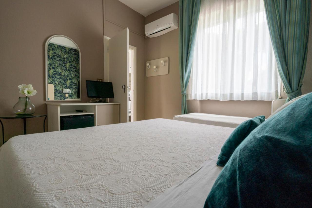 Alta Marea Hotell Milano Marittima Exteriör bild